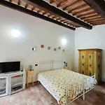 Ein-zimmer-wohnung In Einem By Interhome Appartamento Monterotondo (Tuscany)